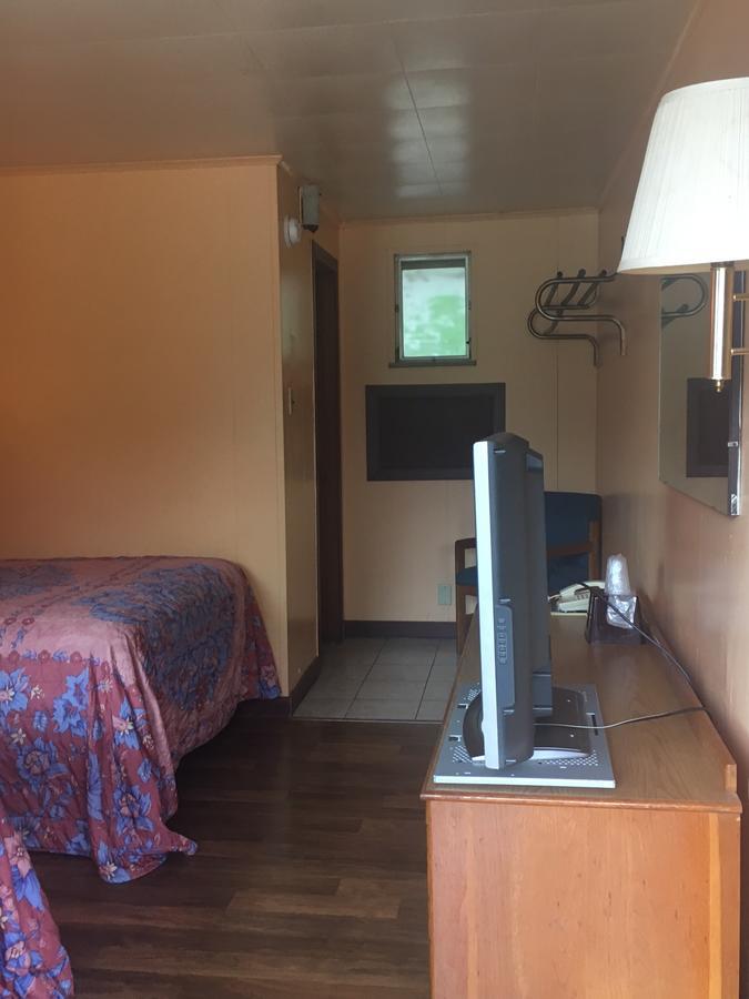Royal Inn Portsmouth Bagian luar foto