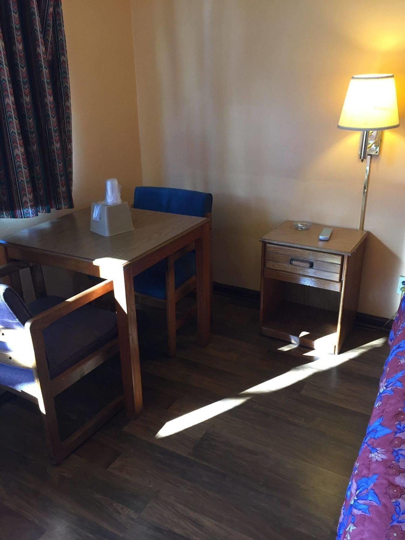 Royal Inn Portsmouth Bagian luar foto
