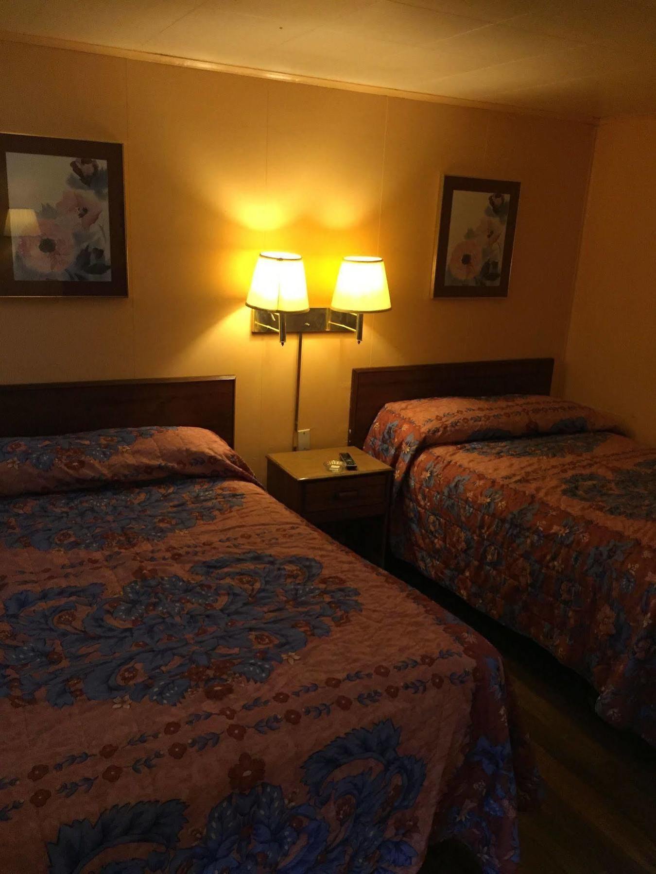 Royal Inn Portsmouth Bagian luar foto