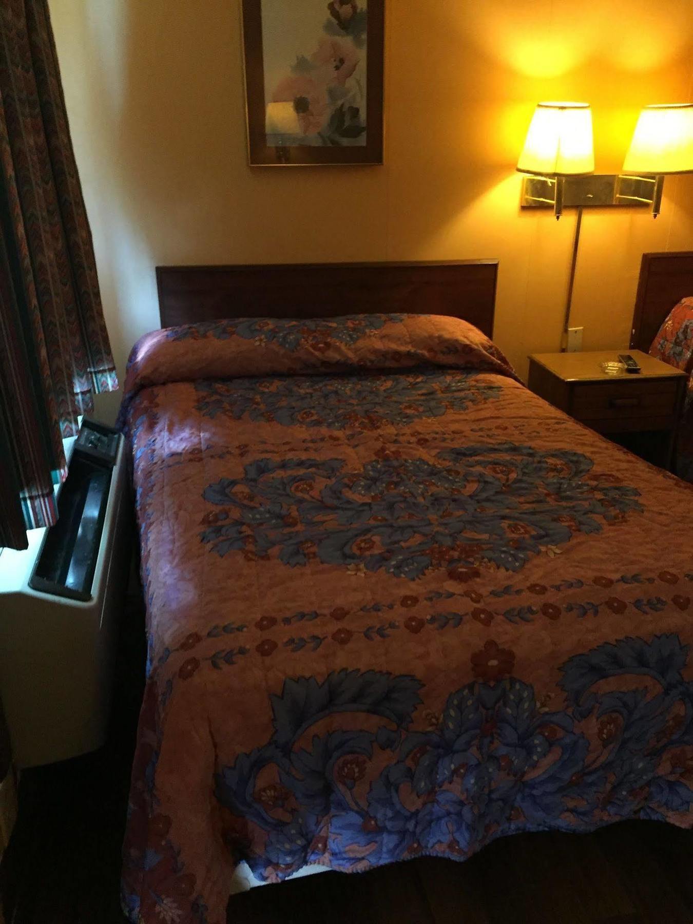 Royal Inn Portsmouth Bagian luar foto